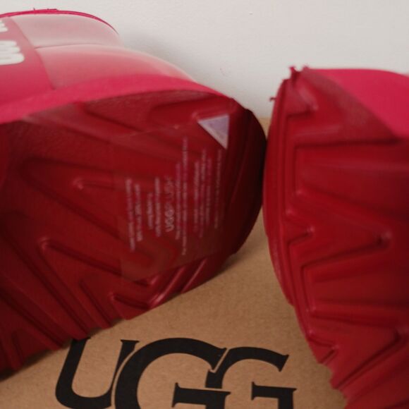 UGG Boots Kids Classic Clear Mini II Red Size 5 New In Box - Picture 10 of 15